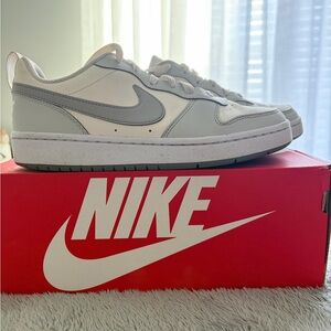 Nike Court Borough Low Recraft size 6Y